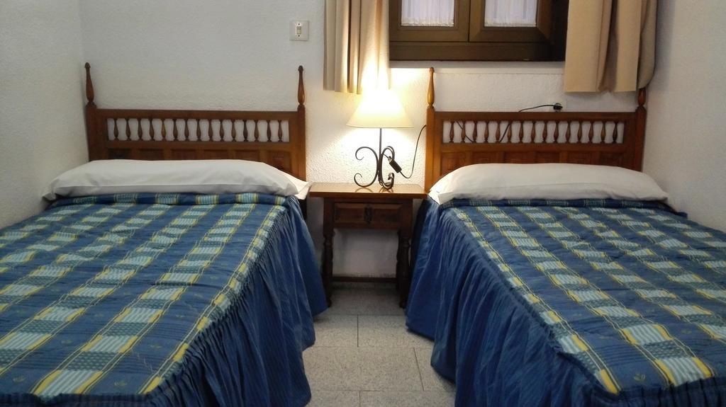 Pension Ciudad Navarro Ramos Гранада Екстериор снимка